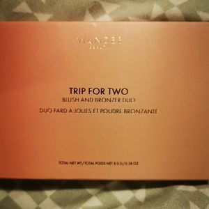 Wander blush and bronzer
